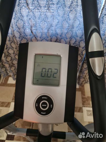 Эллиптический тренажер