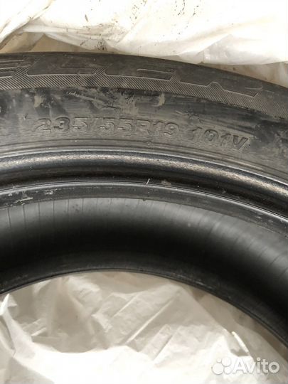 Bridgestone 738V 235/55 R19