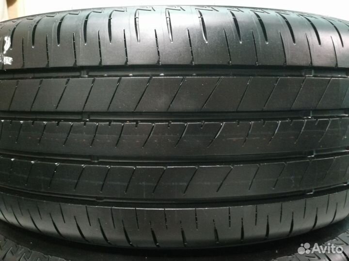 Bridgestone Turanza T005A 215/60 R17