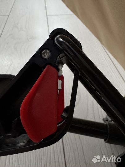 Шезлонг детский