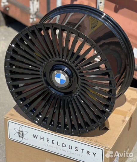 Кованые диски R22 BMW 7 series G70