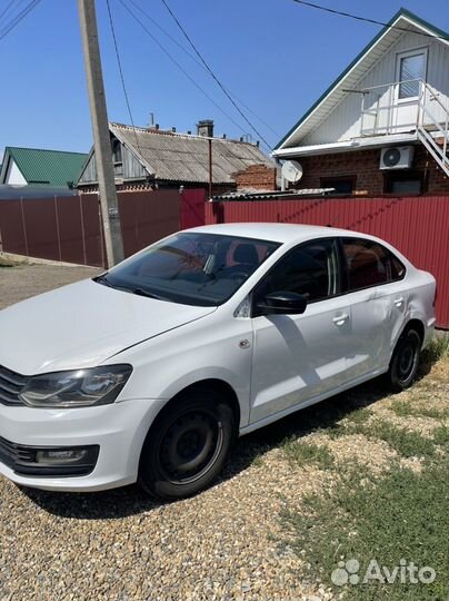 Volkswagen Polo 1.6 AT, 2020, 220 000 км