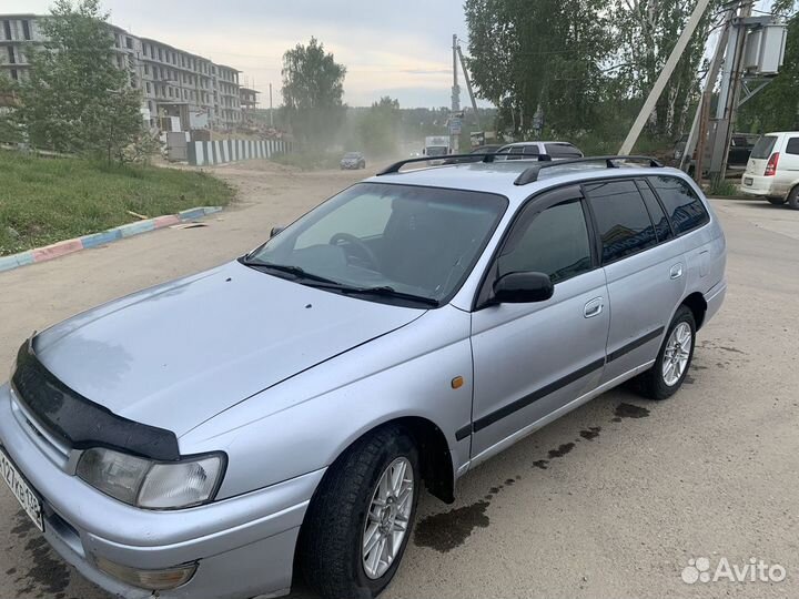 Toyota Caldina 2.0 AT, 1996, 100 000 км