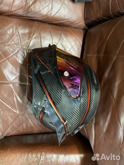 Agv pista gp r