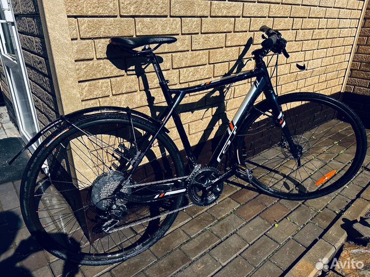 Шоссейный велосипед GT grade