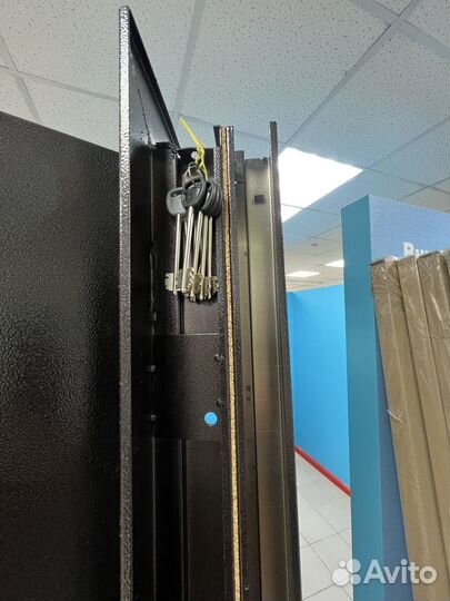 Дверь входная с терморазрывом