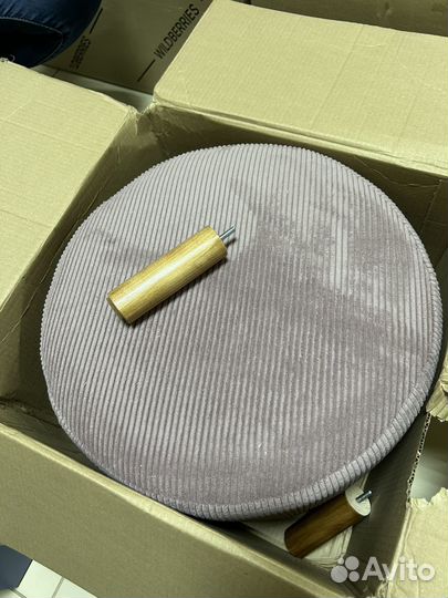 Велюровый пуф новый