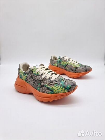 Кроссовки женские Gucci