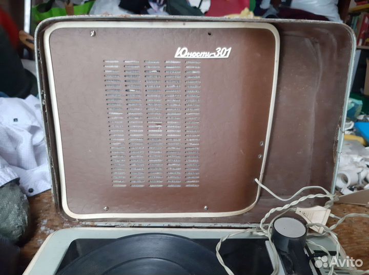 Патефон Юность