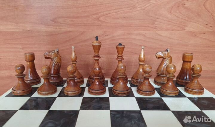 Шахматный комплект СССР Баку с двумя доп. ферзями