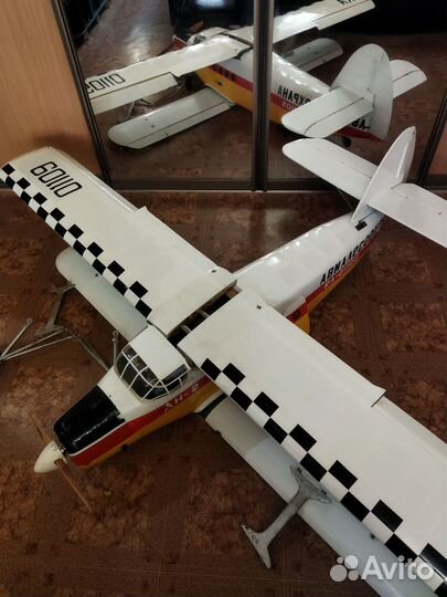 Пилотажная радиоуправляемая модель