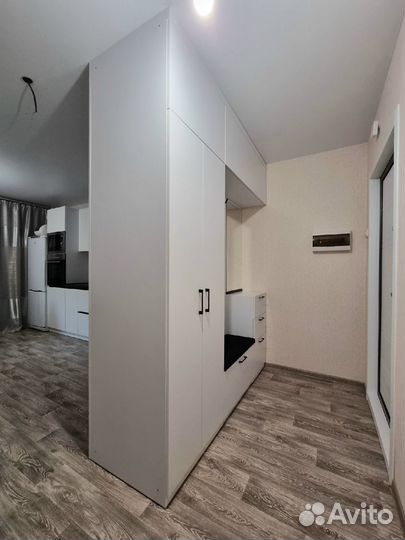 Шкаф в прихожую