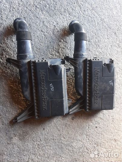 Корпус воздушного фильтра Mercedes Vito W639