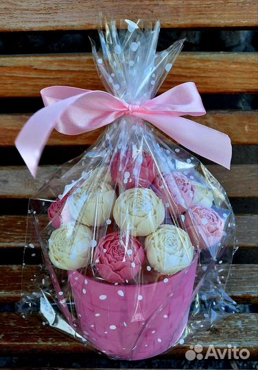 Букет из шоколадных пионов