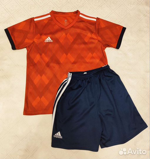 Спортивный костюм adidas (лето) р. 146