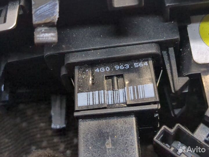 Кнопка обогрева сидений Audi A4 (B8) Allroad, 2014