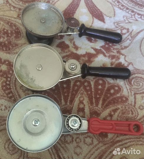 Закаточные машинки для банок и Пельменницы