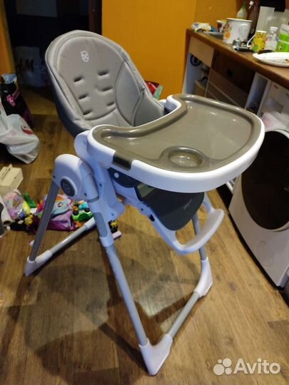 Стульчик для кормления BabyCare Peanut