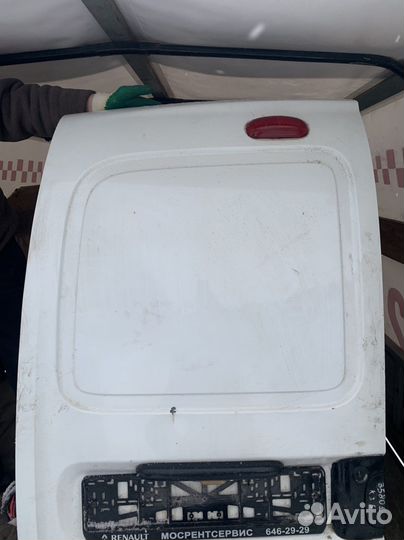 Дверь задняя распошная левая Рено кангу 1 рест