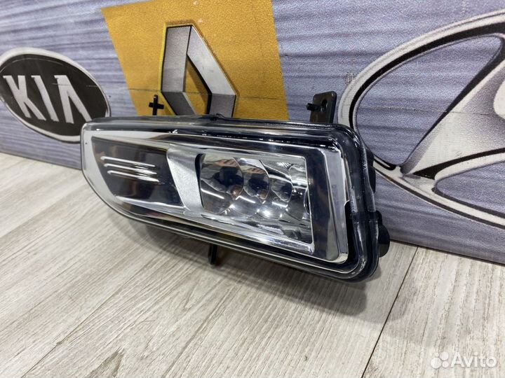 Фара противотуманная птф Туманка Nissan note E12 Л