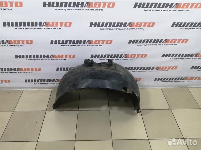 Подкрылок передний правый Форд Фокус 2