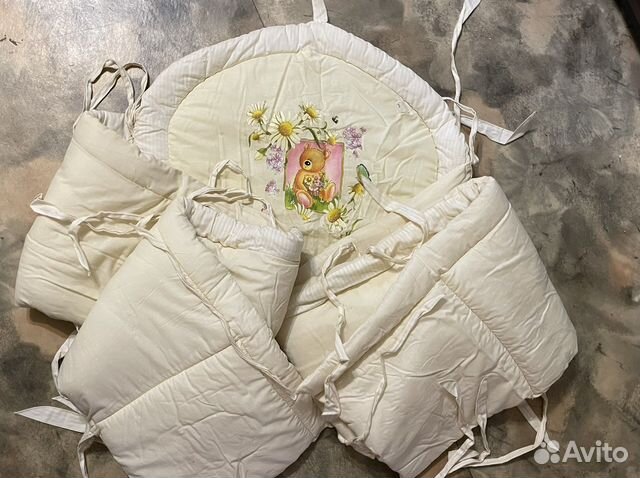 Мягкий бортик в кроватку