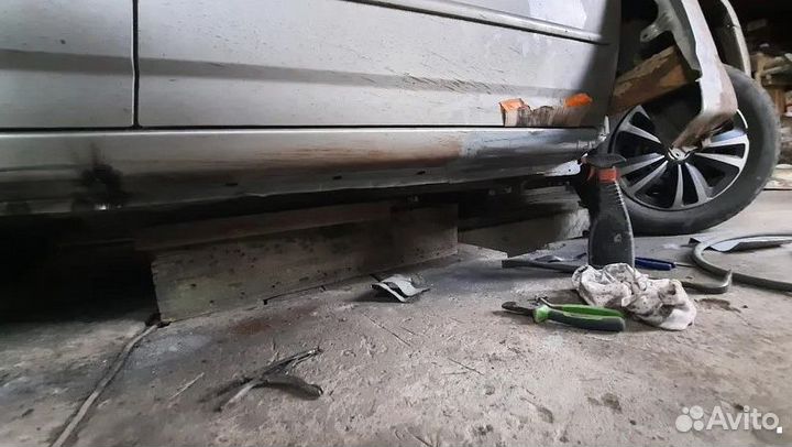 Кузовной порог Toyota Corolla E120,E130 универсал