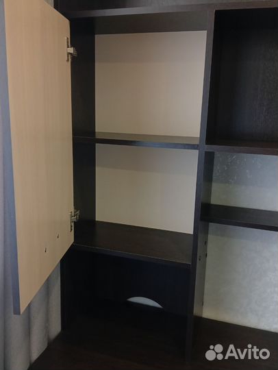 Письменный стол со шкафом