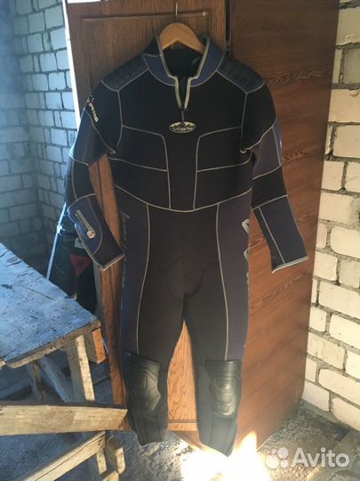 Гидрокостюм мокрый