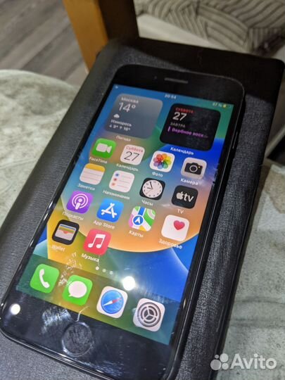 iPhone 8, 128 ГБ