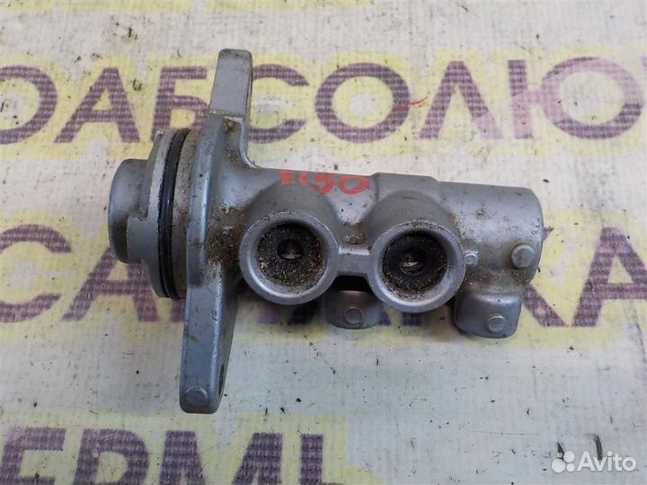 Цилиндр тормозной главный Toyota Corolla (E150) 2