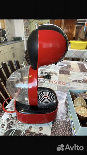 Кофемашина Neskafe dolce gusto