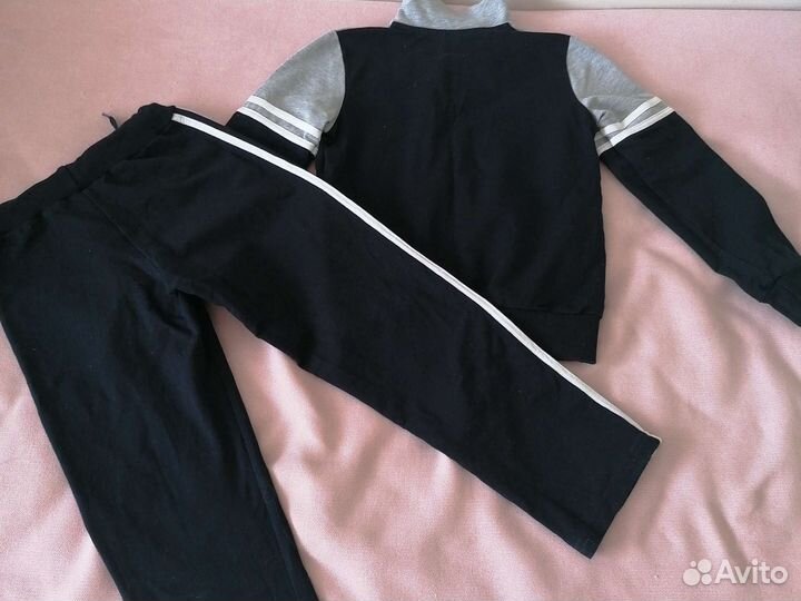 Спортивный костюм для девочки 128
