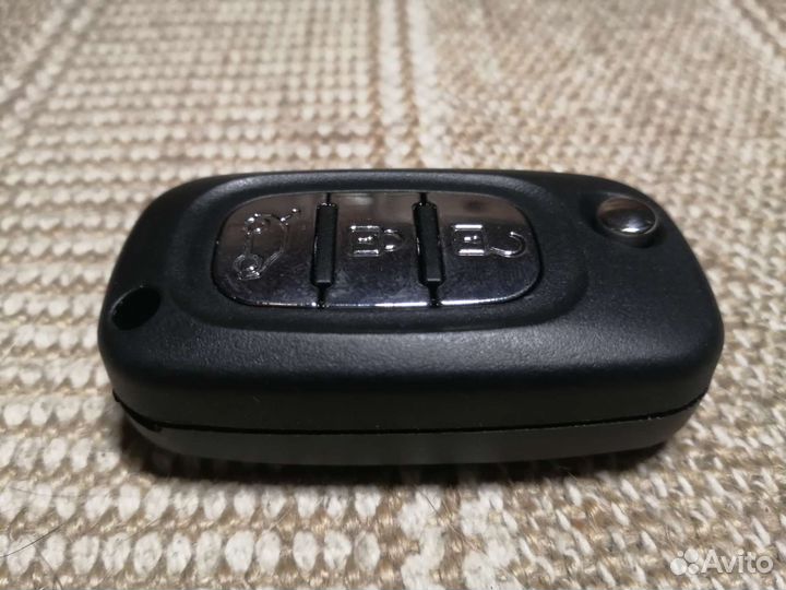 Renault Megane III / Fluence Remote Key 3 buttons