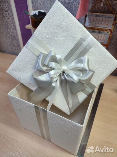 Коробка подарочная