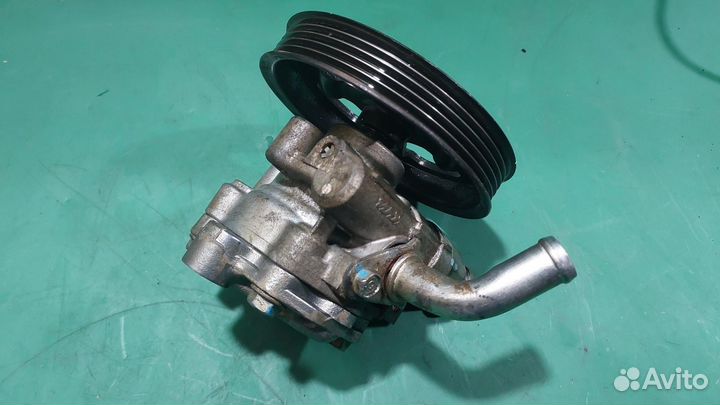 Б/У Б/У Гидроусилитель L200/5 mitsubishi L200