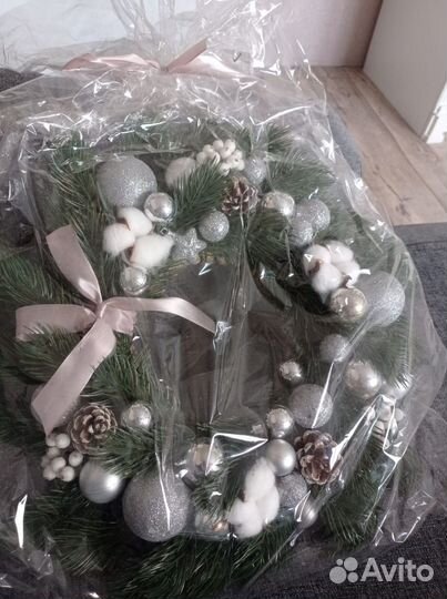 Новогодний венок на дверь