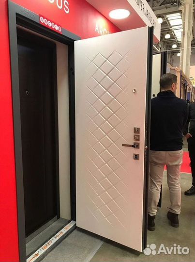 Двери входные металлические в Казани