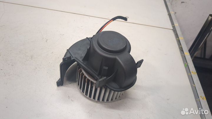 Двигатель отопителя Volkswagen Touareg, 2008