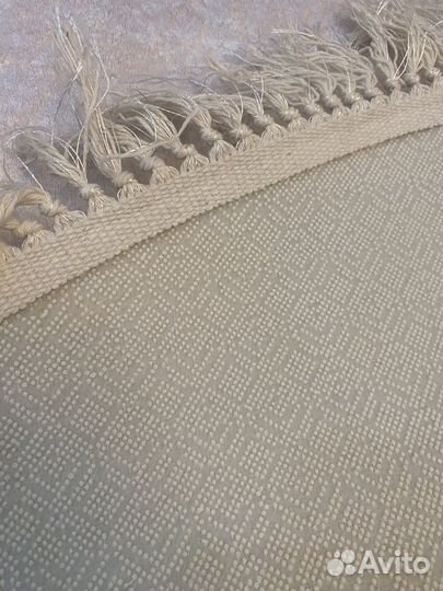 Ковер безворсовый