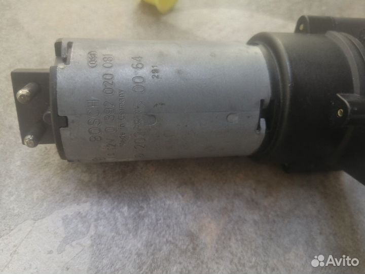 Насос печки Mercedes 2028350064