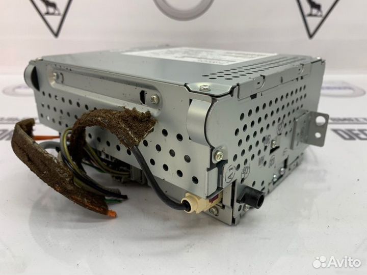 CD магнитола медиаплеер радиоприёмник Volvo XC70