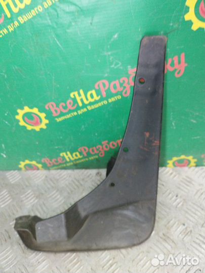 Брызговик передний левый Nissan Murano 2005