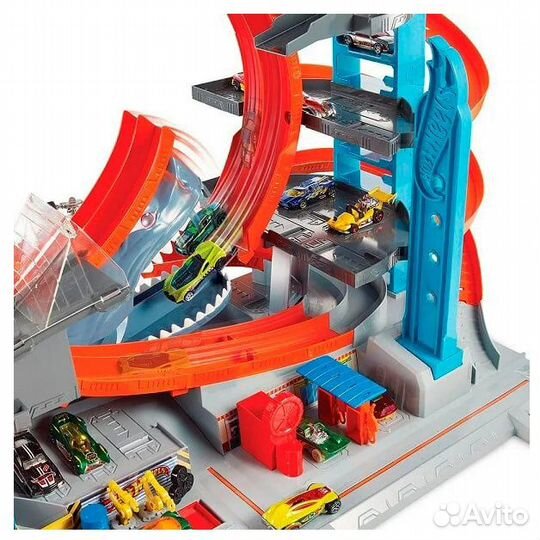 Трек Hot Wheels City HW Ultimate Garage FTB69