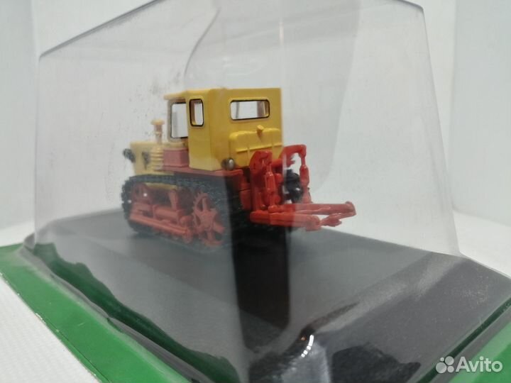 Модель Гусеничный трактор Т-50В «Владимирец»