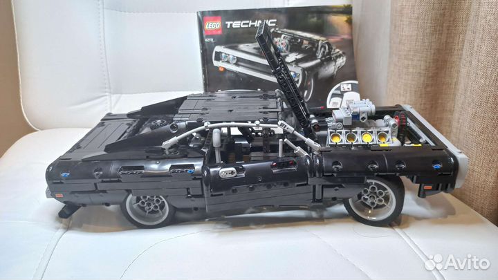 Лего Dodge Charger