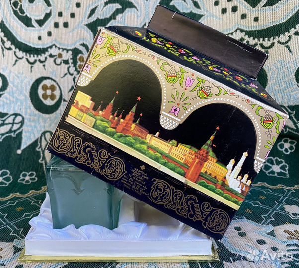 Коробка + флакон от духов Черный ларец СССР