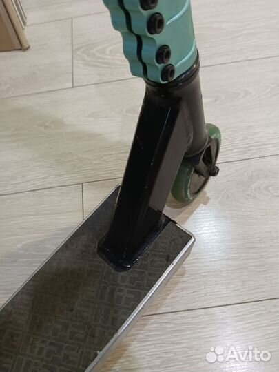 Трюковой самокат hipe H5