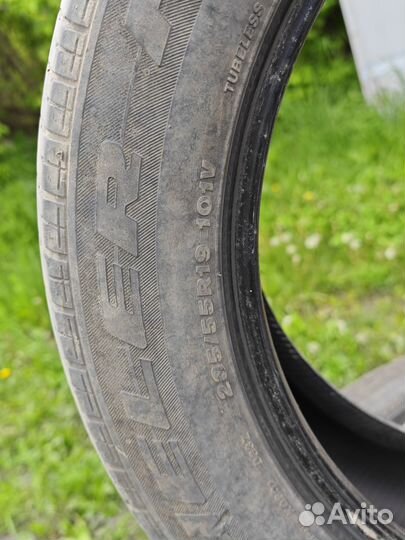 Bridgestone Dueler H/L 33 235/55 R19