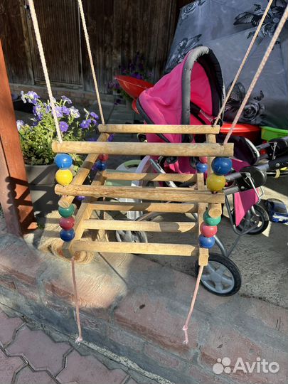Качель детская деревянная